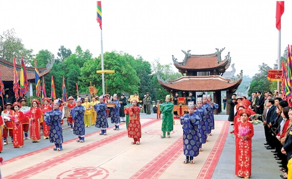 Tại sao chế độ lại bỏ quên tổ tiên và đối thoại với dân oan ? | Vietnam Fraternité