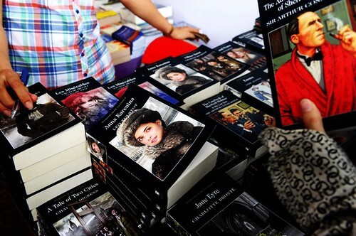 Từ Nhà sách "quỵt tiền" dịch giả đến nghiệp đoàn xuất bản độc lập | Vietnam Fraternité