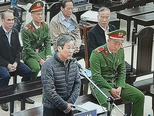 Chế độ cộng sản Việt Nam : Chuyện cười cuối năm (ta) | Vietnam Fraternité