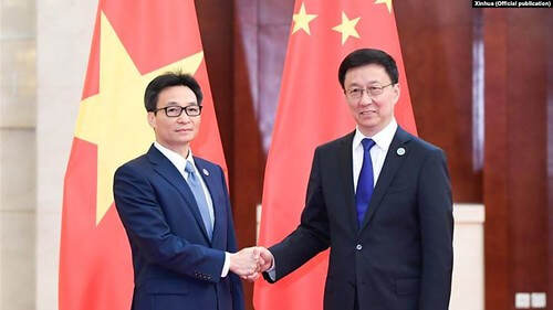 Liệu có phải đấy là trò tung hứng nguy hiểm ? | Vietnam Fraternité