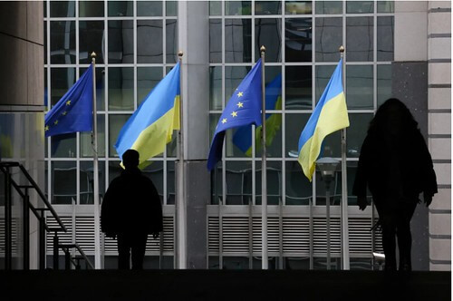 Lợi và hại của việc kết nạp Ukraine và Moldova vào EU | Vietnam Fraternité