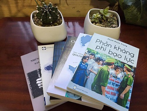 Xuất bản sách độc lập ở Việt Nam : đoạn đường chiến binh | Vietnam Fraternité