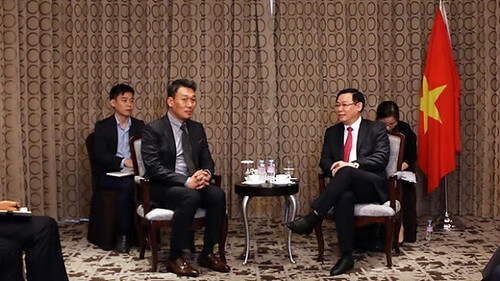 Vì sao Vương Đình Huệ phải chào bán ngân hàng 0 đồng ? | Vietnam Fraternité