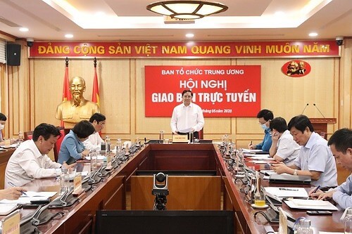 Nhân sự Đại hội đảng XIII, Apple muốn vào Việt Nam | Vietnam Fraternité