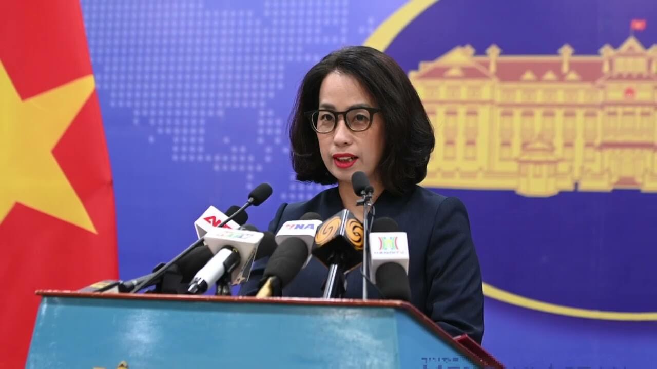 Làm thế nào tàu Việt Nam siêu to khổng lồ lọt qua eo biển Hormuz?