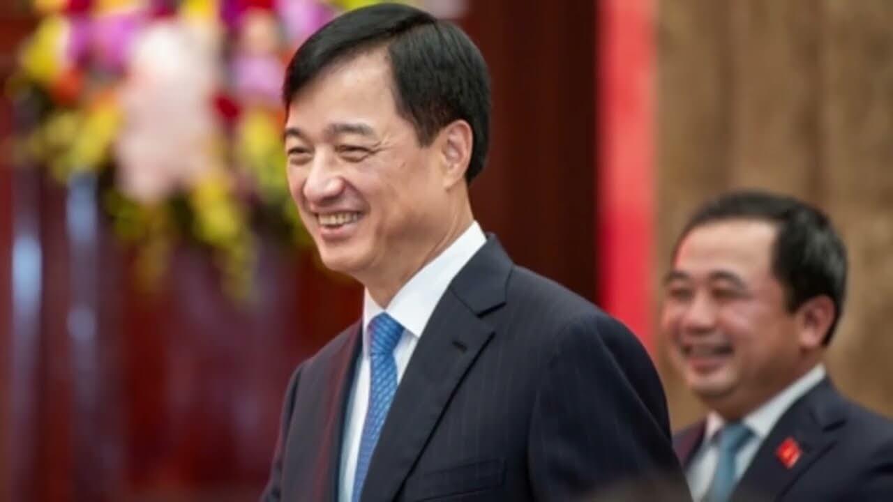 Vừa mới hứa hẹn xây Hà Nội thành nơi đáng sống rồi Nguyễn Duy Ngọc lặn mất! Vì sao?