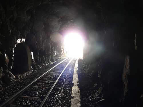 Bất công trong xã hội chưa thấy ánh sáng cuối đường hầm | Vietnam Fraternité