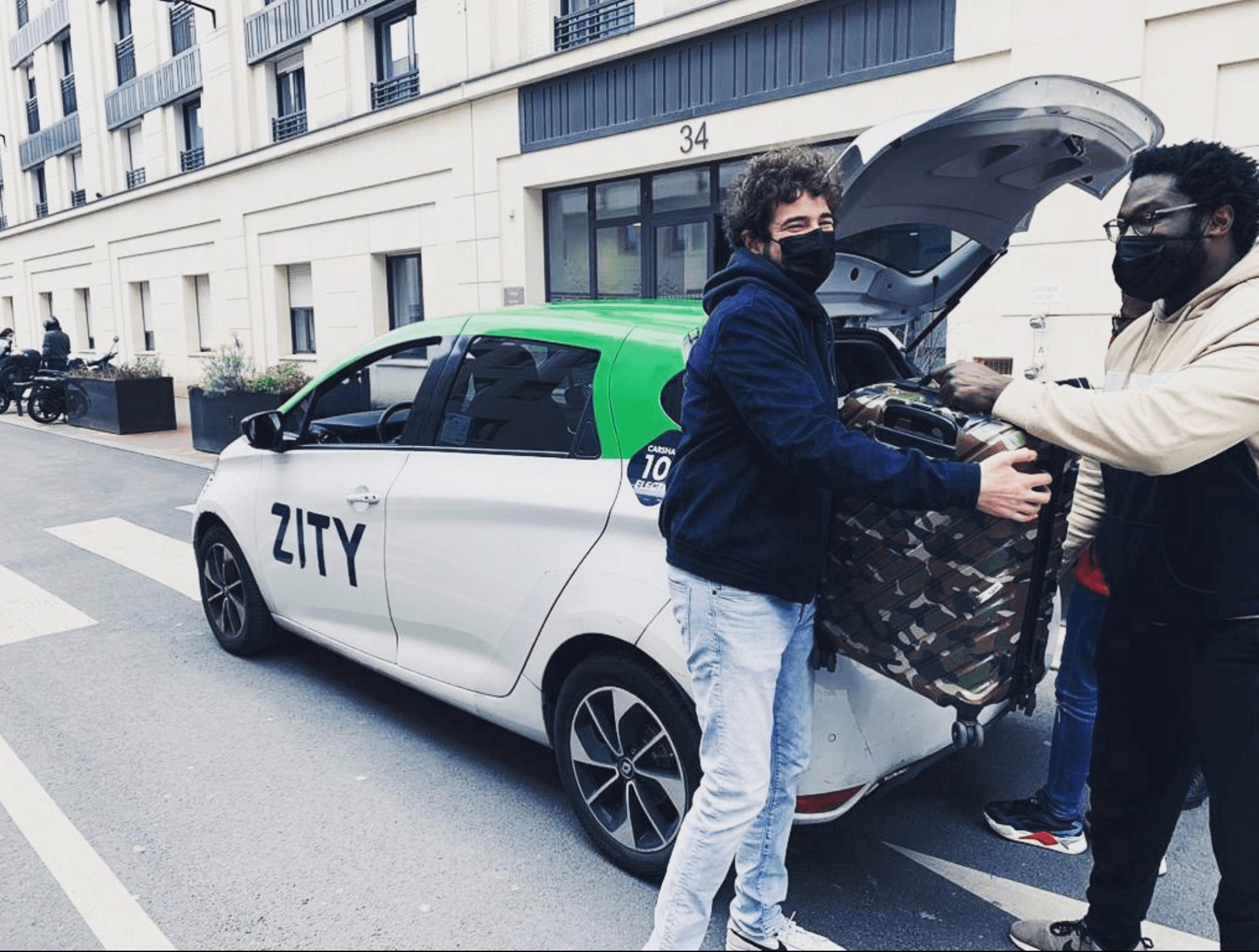 - | Une Voix Pour Elles