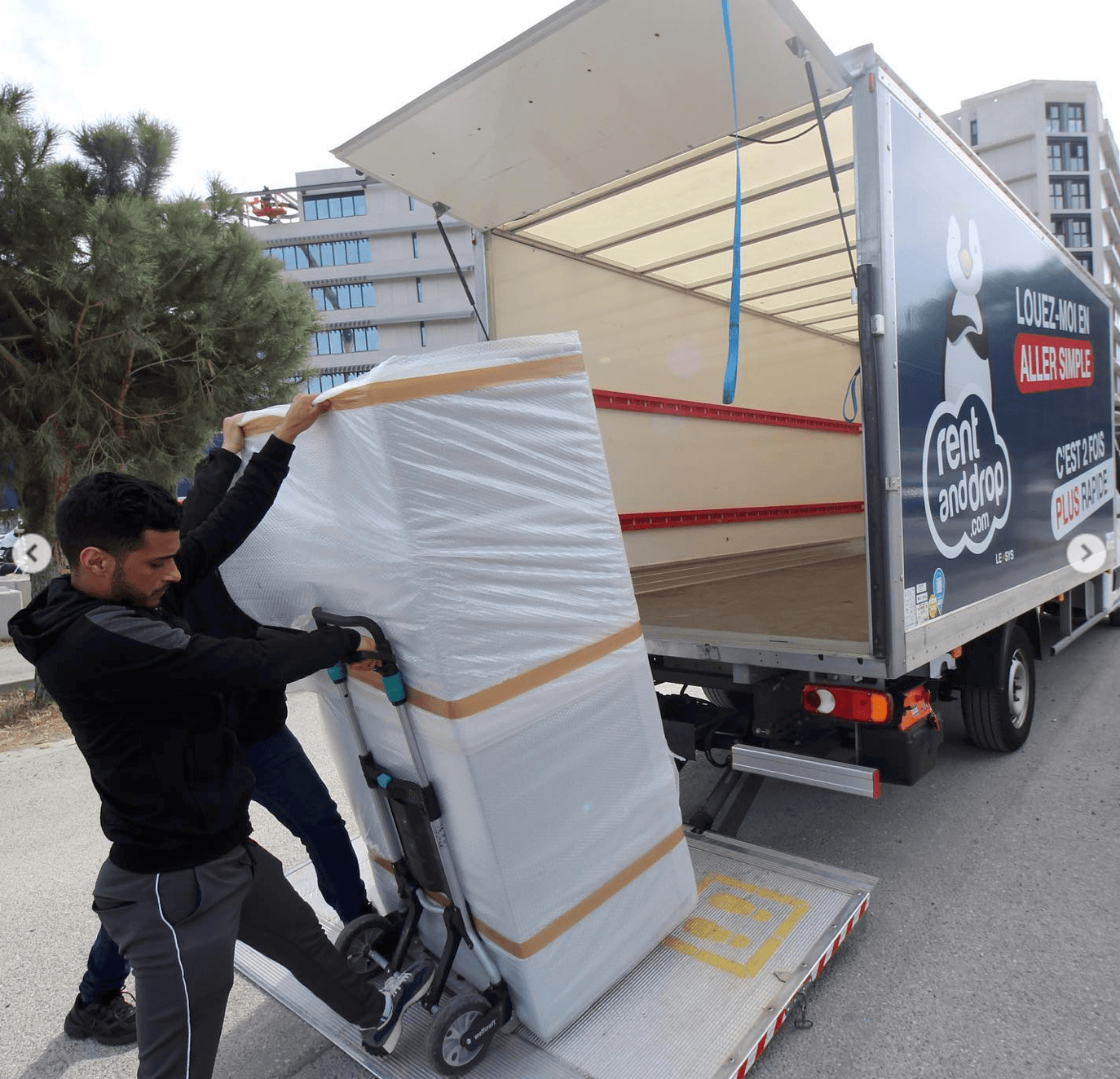 - | Une Voix Pour Elles