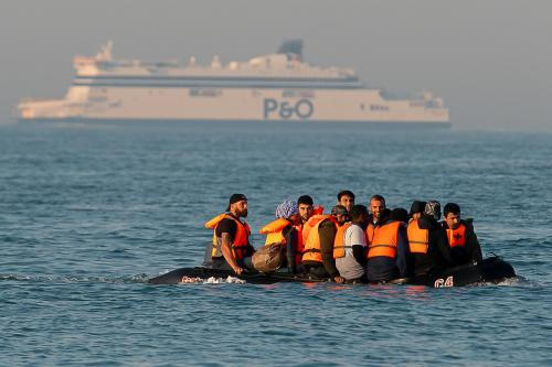 Cảnh sát Châu Âu triệt phá một đường dây đưa người Việt Nam trái phép sang Anh | Vietnam Fraternité