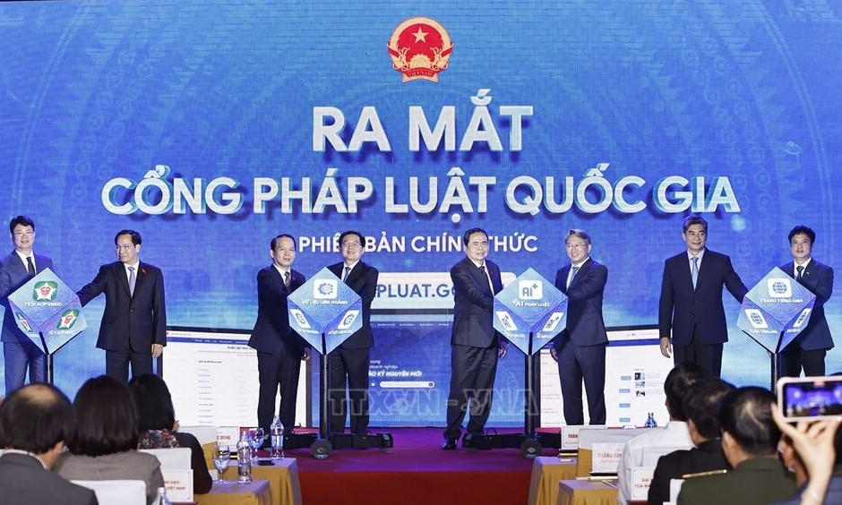 Trước công quyền : quan và dân không có sự bình đẳng | Vietnam Fraternité