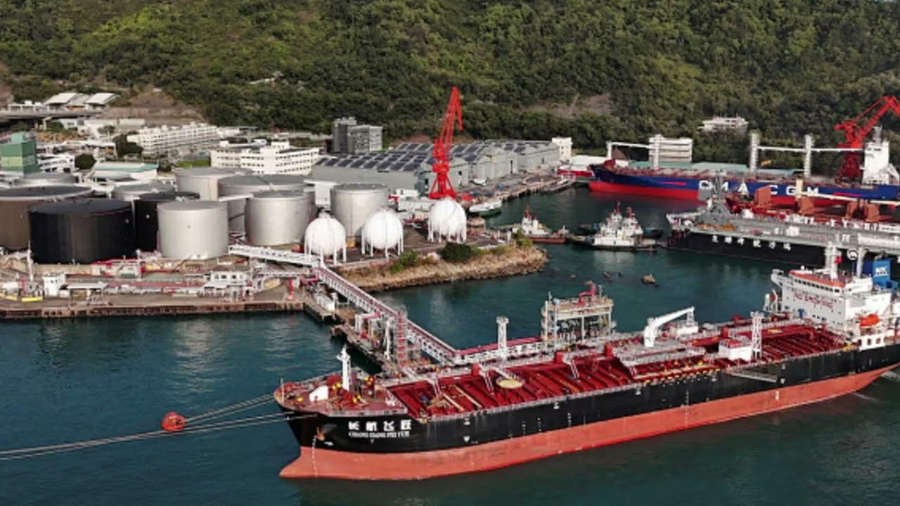 Tập đoàn Mỹ thâu tóm cảng khí hóa lỏng hàng đầu Việt Nam! Đưa VN lên tầm Quốc tế?