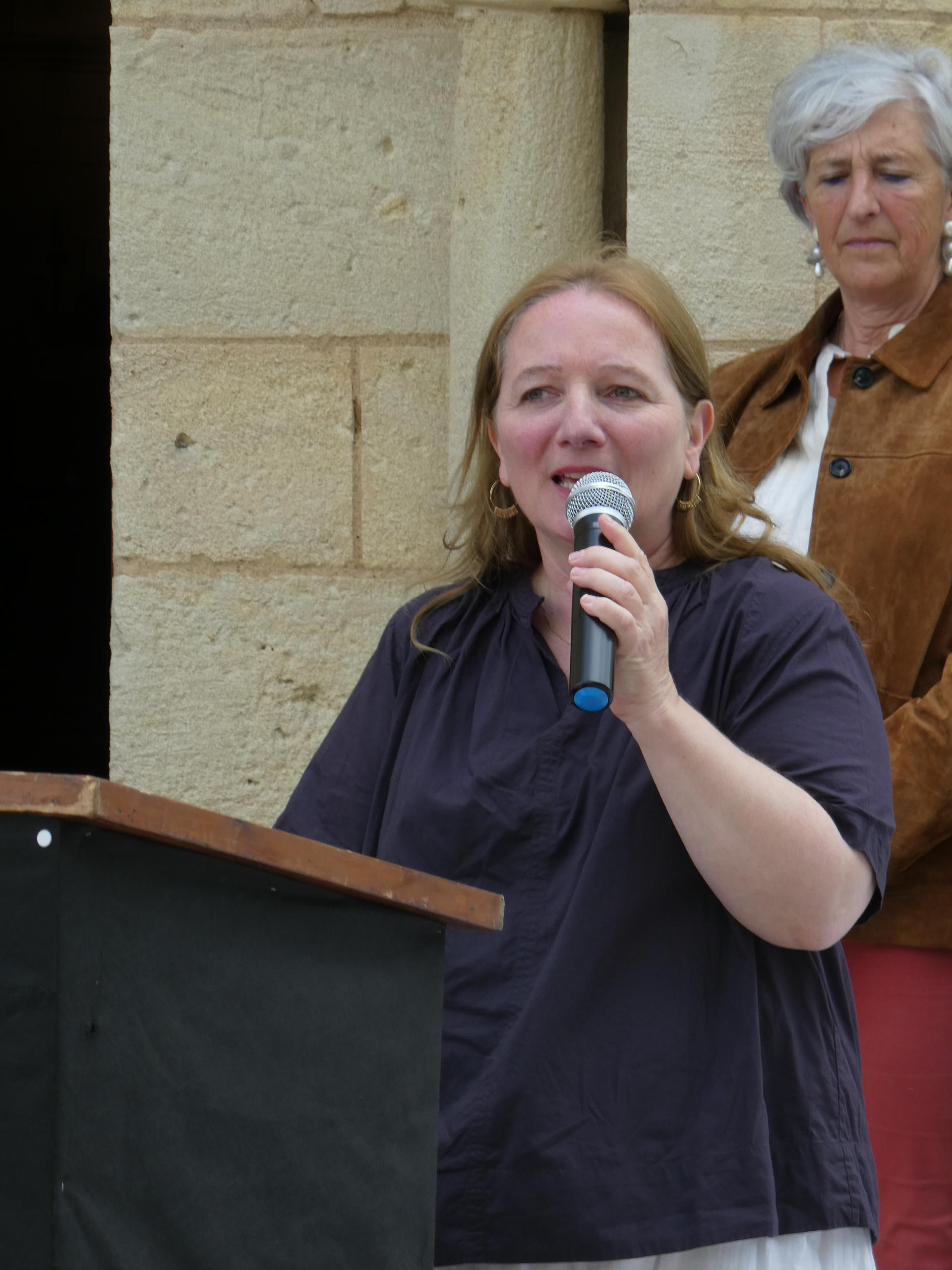 Sophie Chavignon conservatrice du mobilier historique en Gironde | Association des Amis de l'Eglise Saint Jean d'Etampes de La Brède