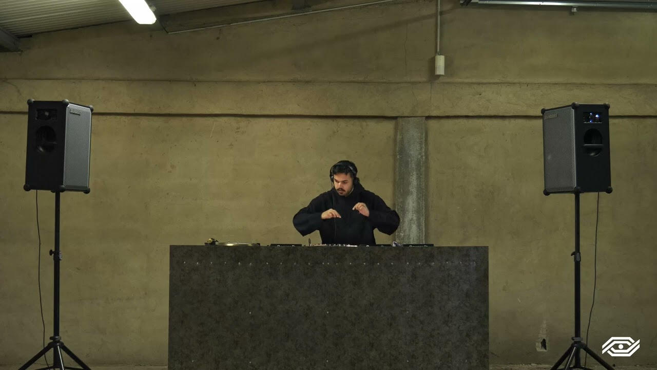 IGNORANCE STUDIO / 1.1 / FTFL
