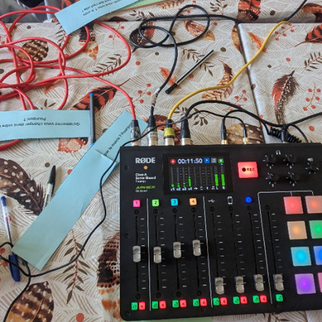 Radio Cath' : Les mamans et les services scolaires en ville [Extrait] | Radio activite