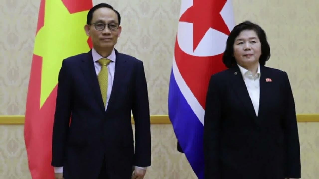 Trong khi Trump và Tập đang hoan hỉ, thì BT Ngoại Giao Việt Nam đột nhập Triều Tiên!