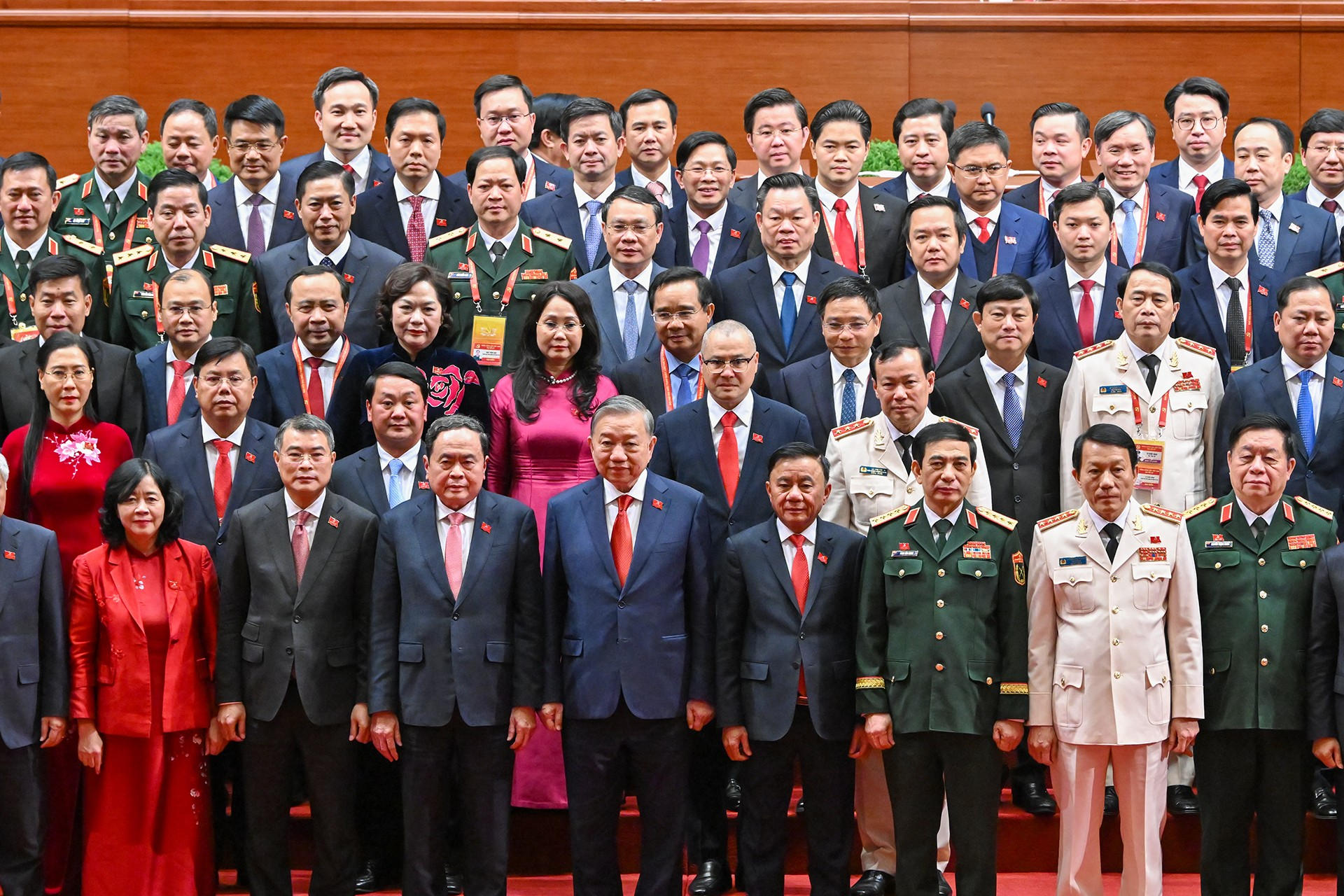 Tô Lâm muốn gì gài thêm thân tín vào những vị trí then chốt trong chính phủ ? | Vietnam Fraternité