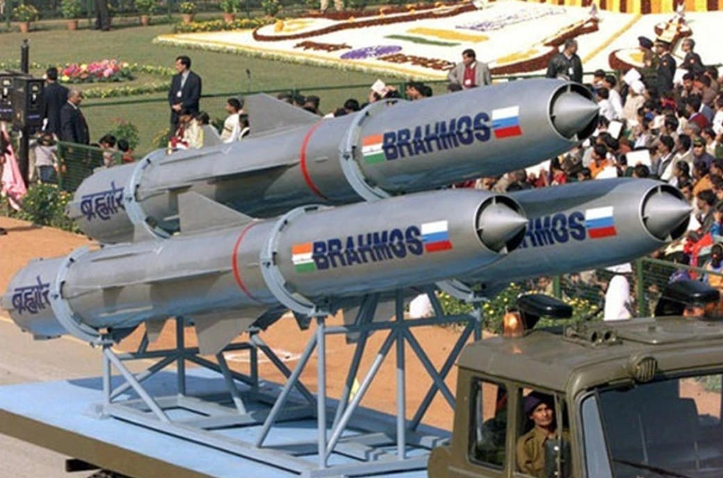 Việt Nam mua tên lửa BrahMos của Ấn Độ : Hai nước "đang tiến gần" đến thỏa thuận | Vietnam Fraternité