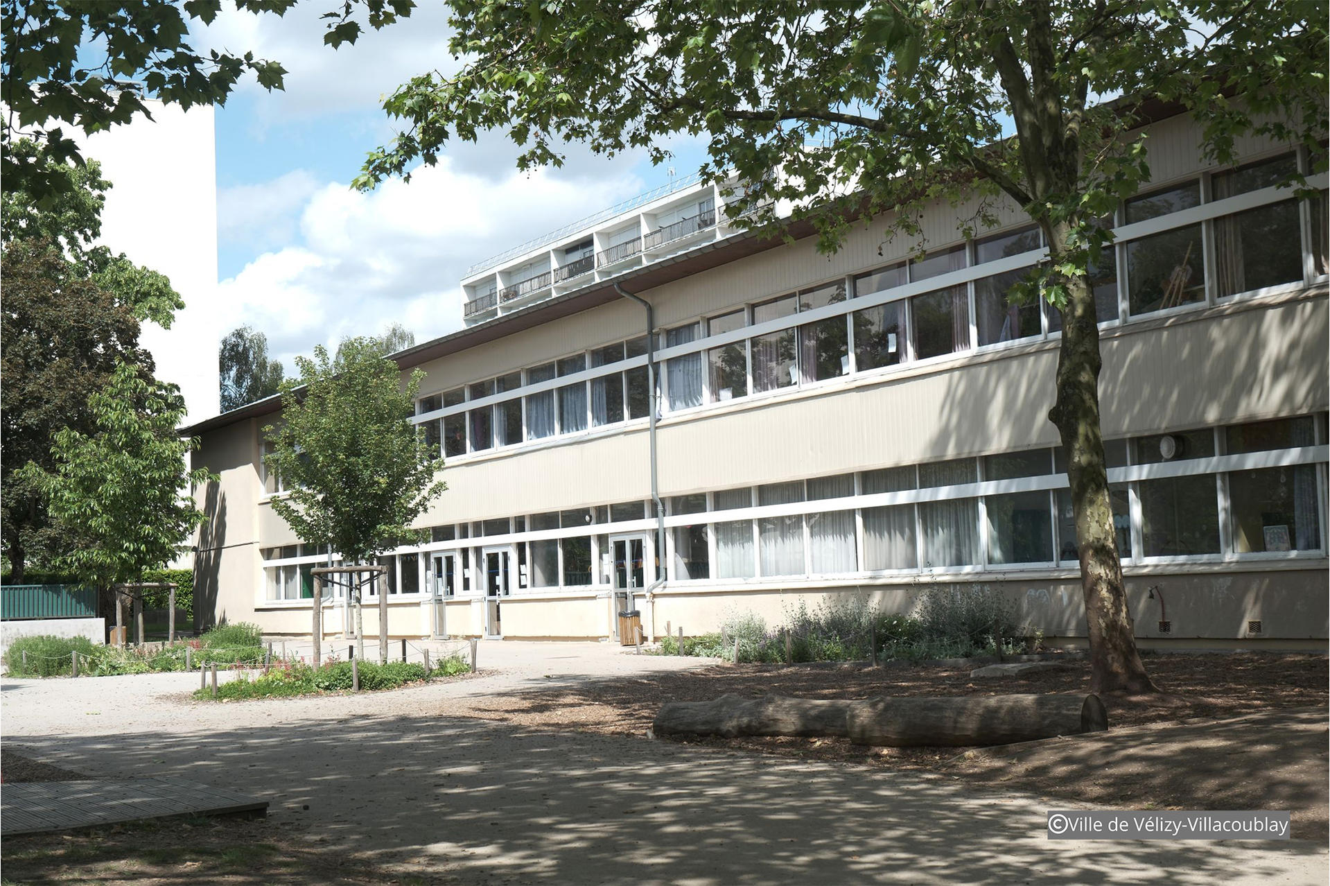 Groupe scolaire Mozart | APEIVV