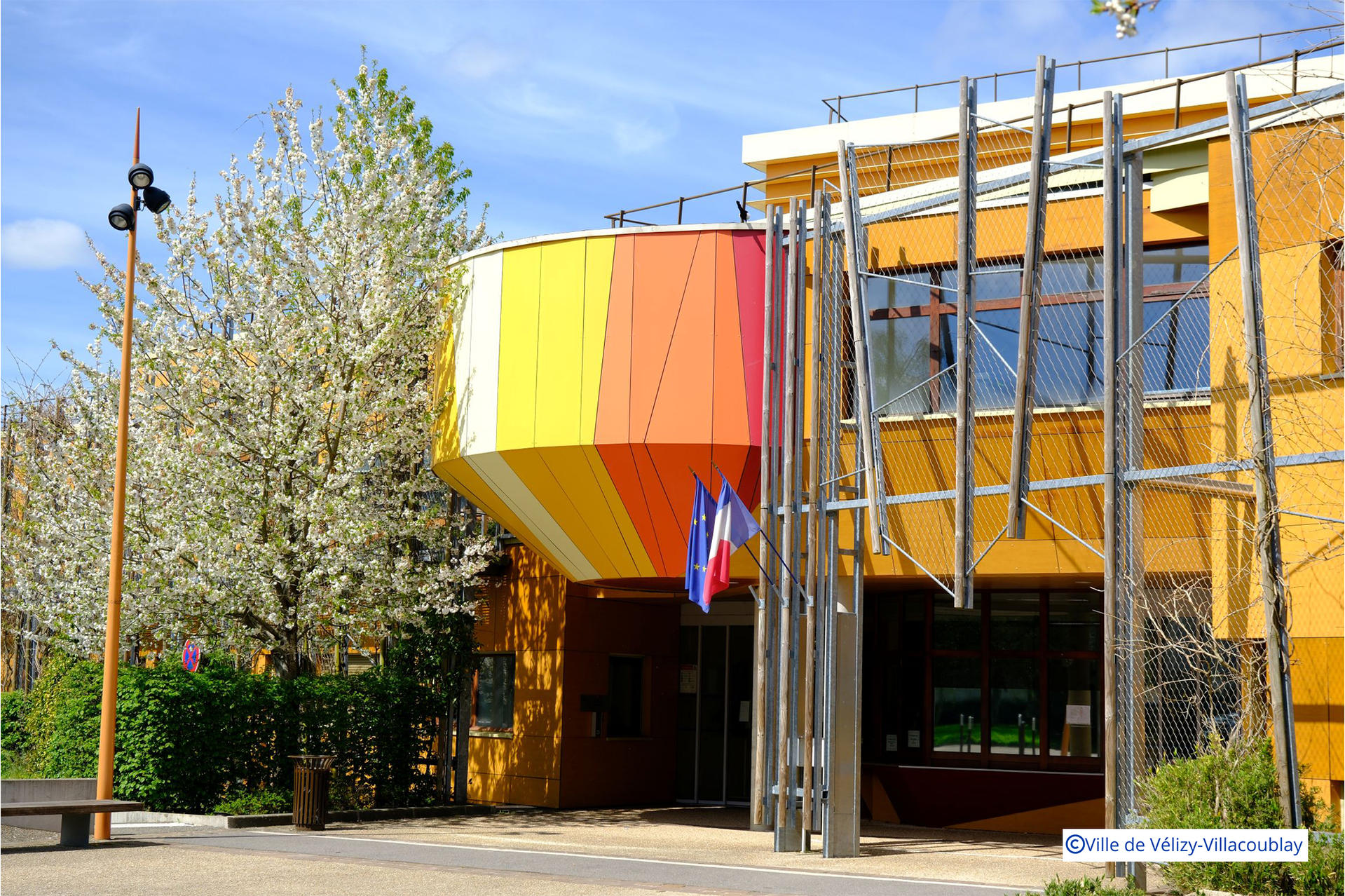 Groupe scolaire Jean Mermoz | APEIVV