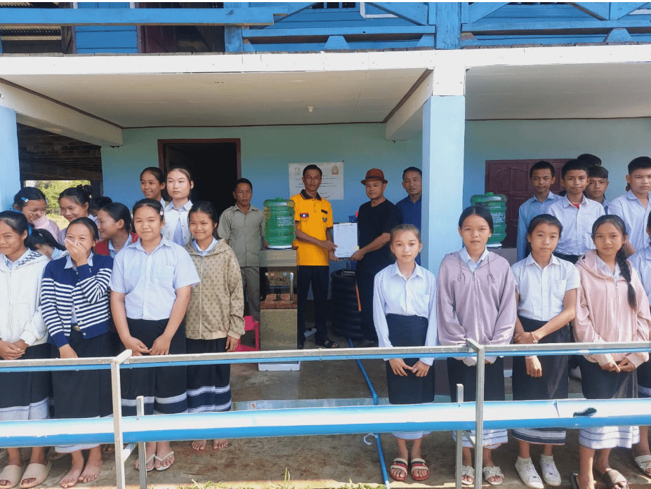 Laos - De l'eau potable pour les collégiens et les lycéens de Boualapha | Sourires d'Enfants