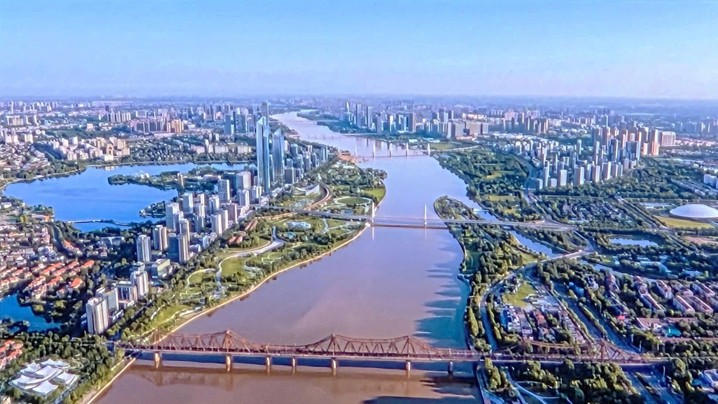 Tăng tốc ‘vươn mình’ : Việt Nam đang học tập Trung Quốc như thế nào ? | Vietnam Fraternité