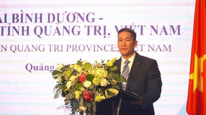 Chữa lành không phải là quên đi quá khứ | Vietnam Fraternité