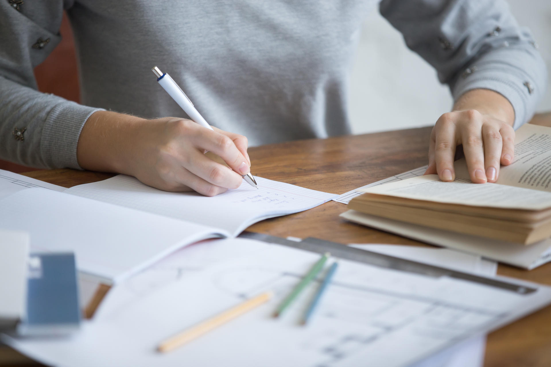 📚 Des salles d'étude gratuites pour réussir vos examens | MDQ - Maison de Quartier Buurthuizen