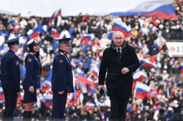 Điểm báo Pháp - Niềm tin của người Nga vào Putin cạn dần | Vietnam Fraternité