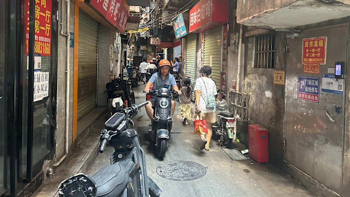 Cú sốc việc làm tại Trung Quốc | Vietnam Fraternité