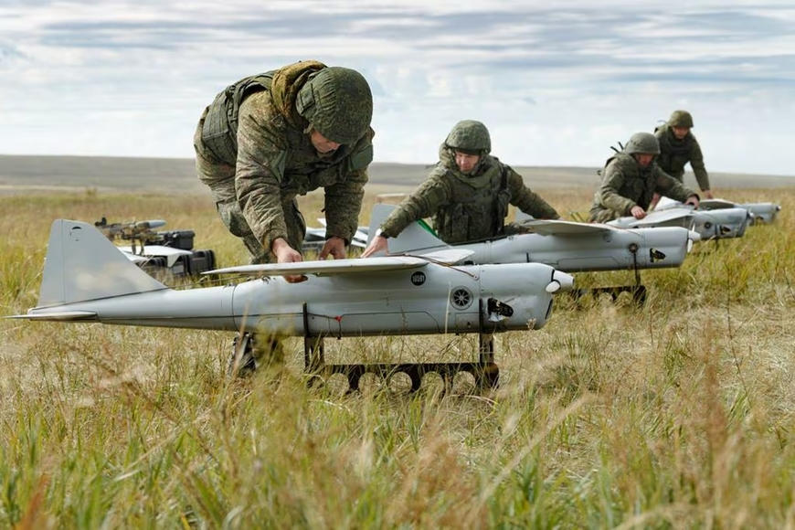 Cuộc chiến drone giữa Nga và Ukraine rất là gây cấn | Vietnam Fraternité