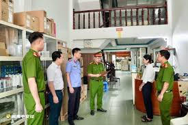 Thêm nhiều lãnh đạo doanh nghiệp tình nghi buôn lậu, tham ô bị bắt | Vietnam Fraternité