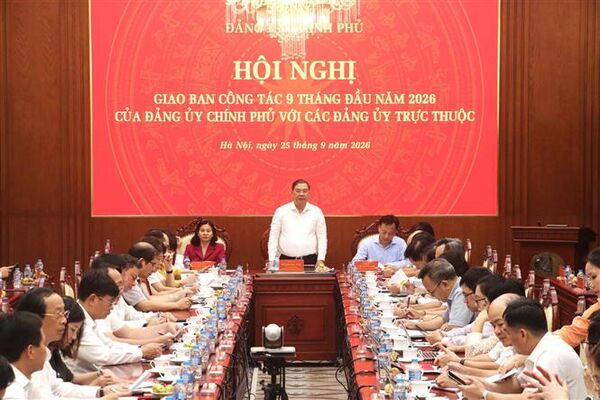 Đảng luân chuyển cán bộ cấp cao : Ai vào, ai ra, ai lên, ai xuống ? | Vietnam Fraternité