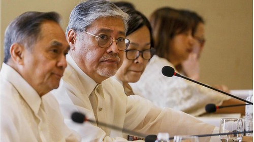 Bắc Kinh dịu giọng với Philippines - Philippines hòa dịu với Việt Nam | Vietnam Fraternité