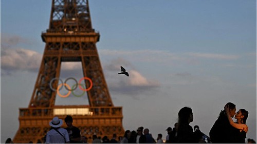 Điểm báo Pháp - Thế vận hội Paris và Ukraine | Vietnam Fraternité