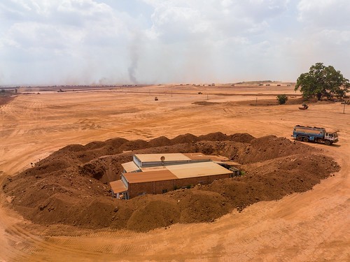 Ngôi nhà dưới đáy vực | Vietnam Fraternité