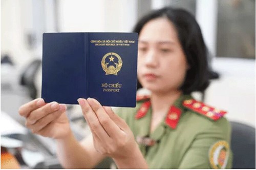 Vụ hộ chiếu mới của Việt Nam : Tin đồn và sự thật | Vietnam Fraternité