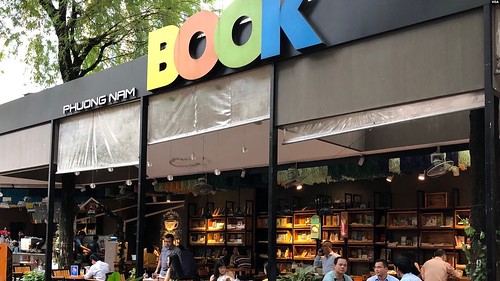 Sách giáo khoa mới và câu chuyện cải cách giáo dục ở Việt Nam | Vietnam Fraternité