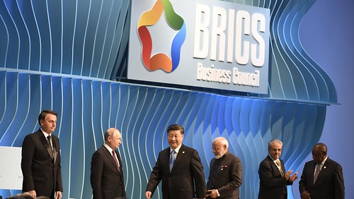 BRICS và Hồng Kông : lá bài và Trung Quốc thâu tóm thế giới | Vietnam Fraternité