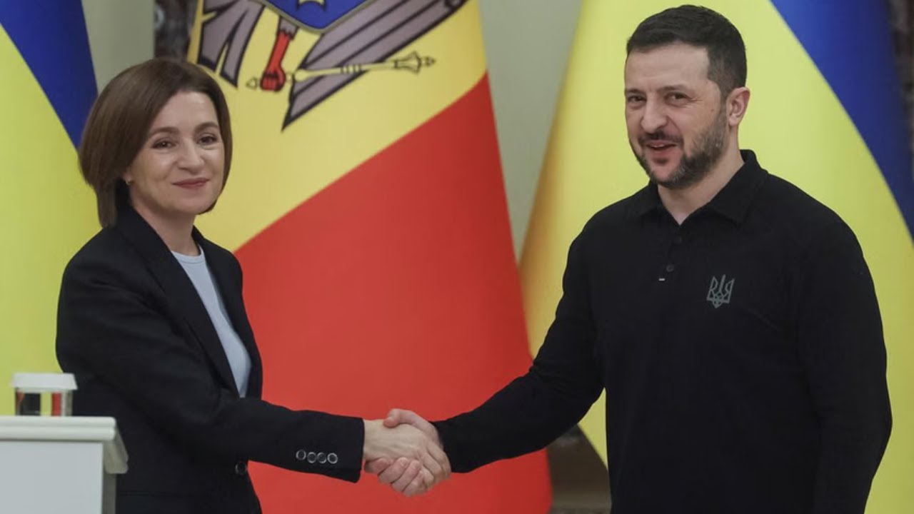 Quốc hội Ukraina yêu cầu TT Zelensky 1 quyết định lịch sử: Hòa bình đến từ đây!